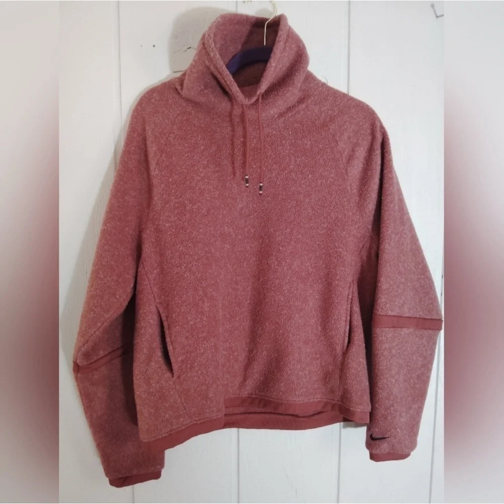Nike Therma Fleece Cowl Neck Training Pullover - Picture 2 of 8